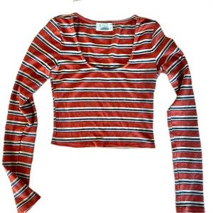 3/$30 ❤️ Cage stripped top in rust, navy, white and gold, slightly cropped Sz Sm
